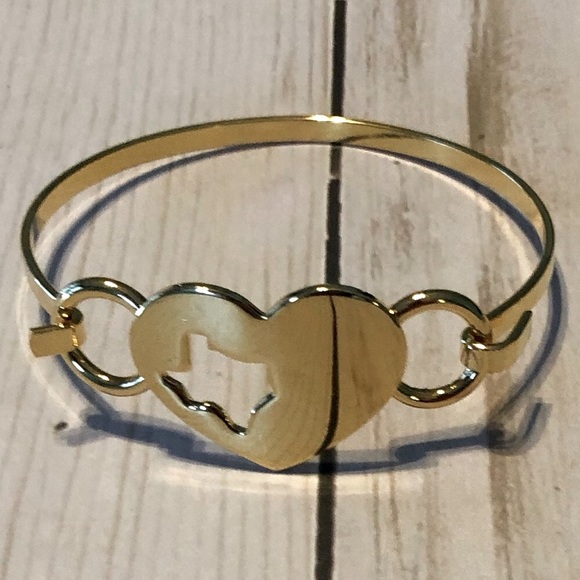 Fashion Jewelry Heart Texas Bracelet - Picture 3 of 7